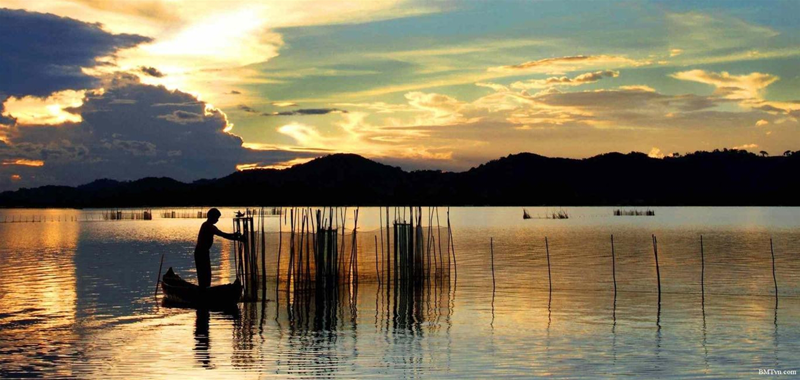 Rừng và Mặt nước trong một Wellness Retreat